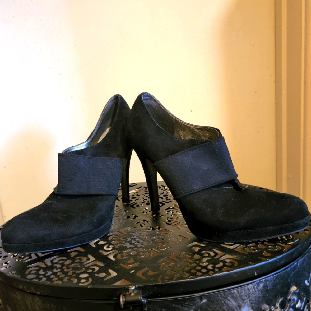 Jessica Simpson Black Velvet Booties